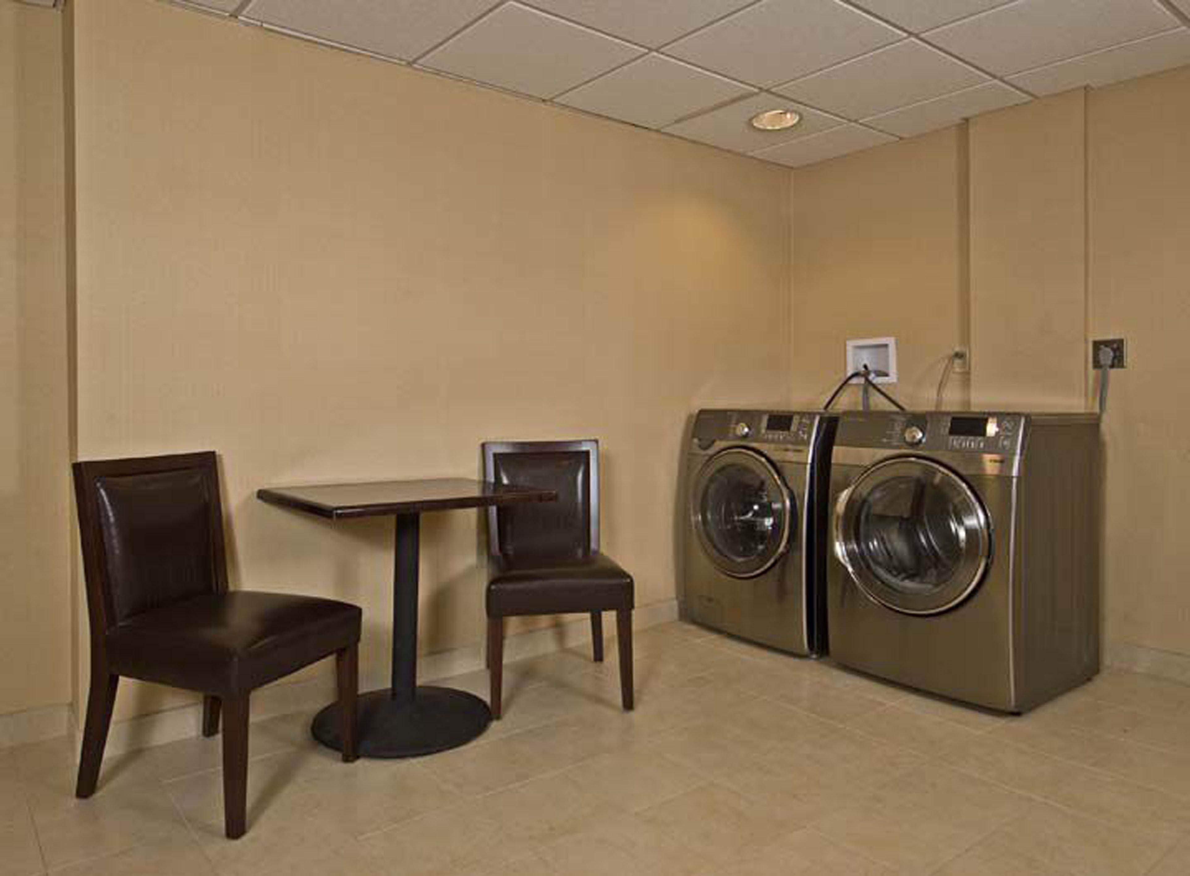Armoni Inn & Suites Orangeburg Facilities photo